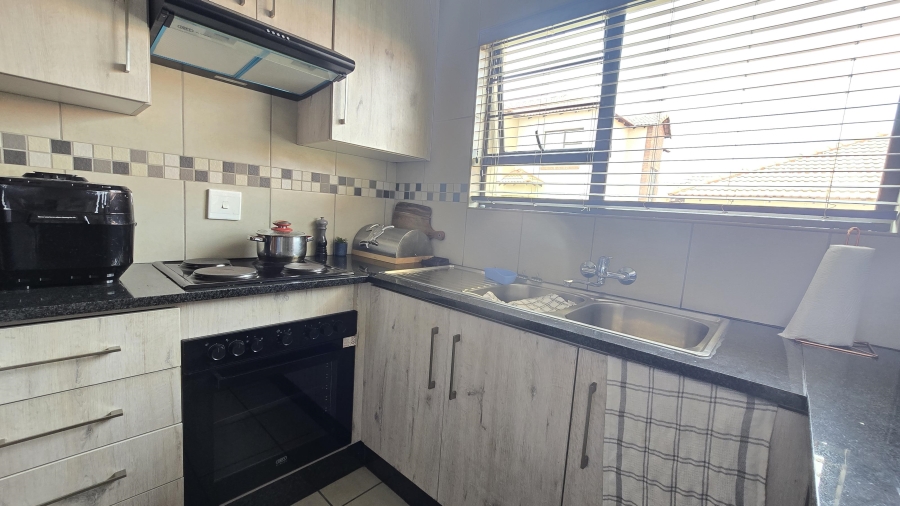 3 Bedroom Property for Sale in Waterval East North West